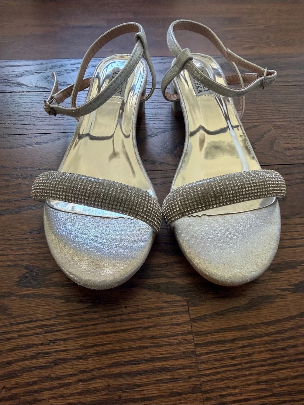 Badgley Mischka Girls Heels size 4